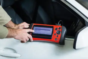 Diagnóstico eletrônico em Porto Alegre - Lisboa Car Center