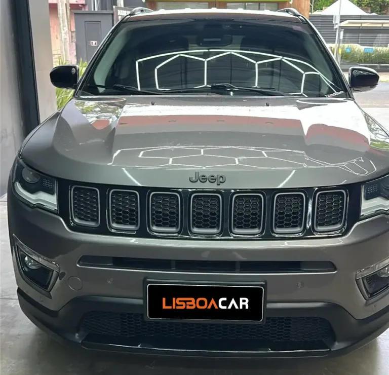 Meu Jeep Compass Está Puxando para a Direita: Onde Arrumar em Porto Alegre?