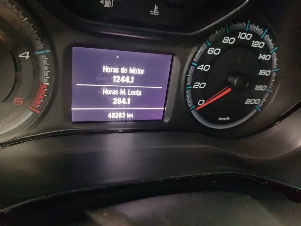 km S10 - 48283 km em Porto Alegre — Lisboa Car Center