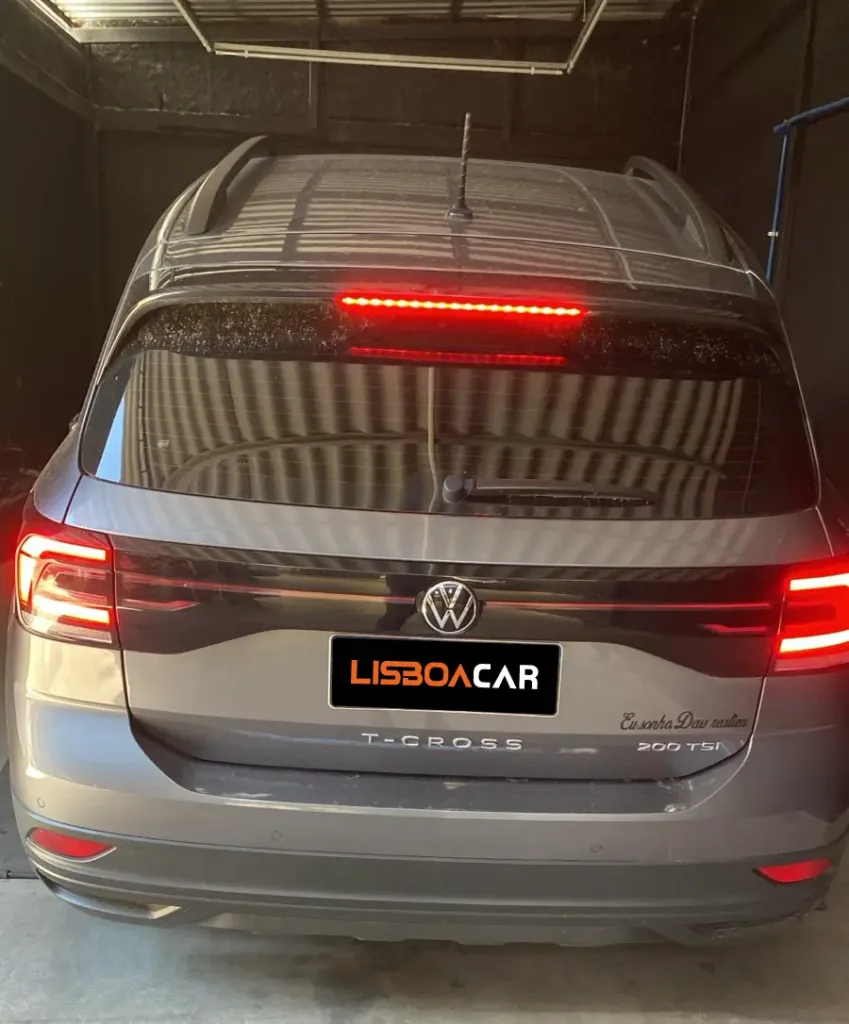 VW T-Cross 200 TSI cinza na Lisboa Car Center — alternador trocado em Porto Alegre — Zona Norte Passo d'Areia