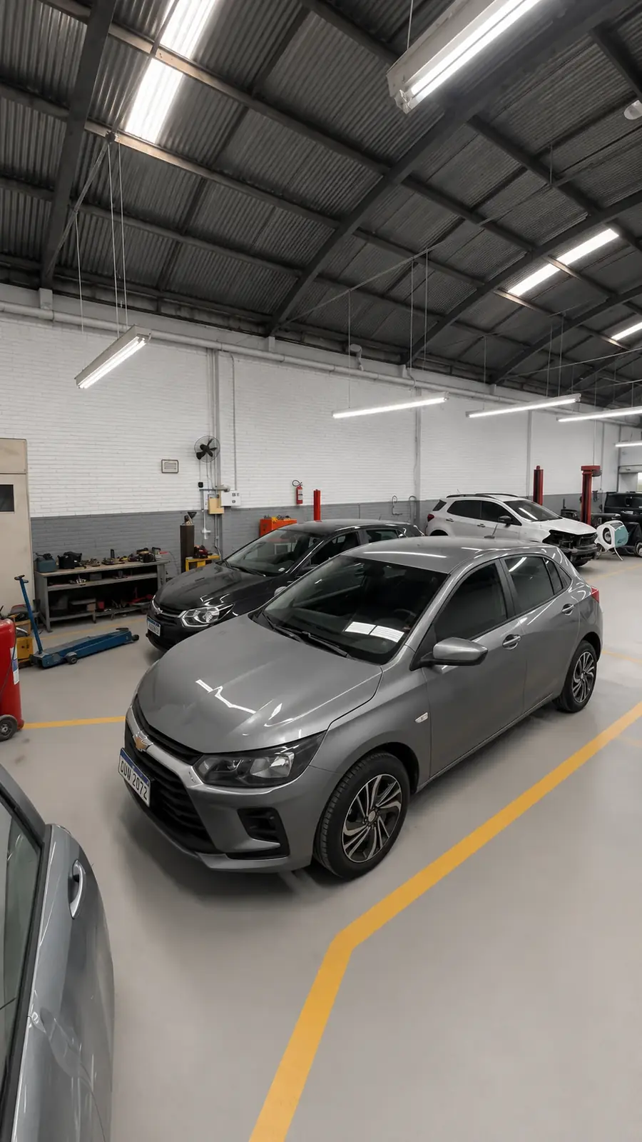 Veículo em preparação para martelinho de ouro na Lisboa Car Service